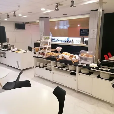 Odeon בית הארחה Narón